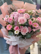 Pink Rose & Mini Sunflower • Sweet Bouquet